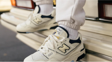 SNEAKER
