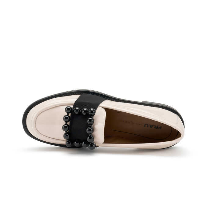 MOCASSINI IN VERNICE CON ACCESSORIO Donna Cipria