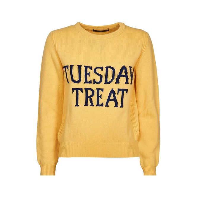 PULL TUESDAY TREAT IN LANA Donna Giallo