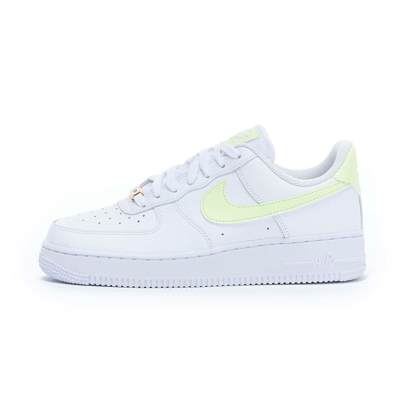 NIKE SNEAKERS AIR FORCE 1 '07 Donna White Barely volt | Mascheroni ...