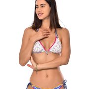 TRIANGOLO NUCO ARUSHA REVERSIBILE E CON BORDI RICAMATI Donna Blu panna TRIANGOLO NUCO ARUSHA REVERSIBILE E CON BORDI RICAMATI Donna Blu panna